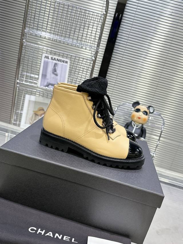 chanel 24K Autumn And Winter Counter New Martin Boots Ceiling Top Quality Thi