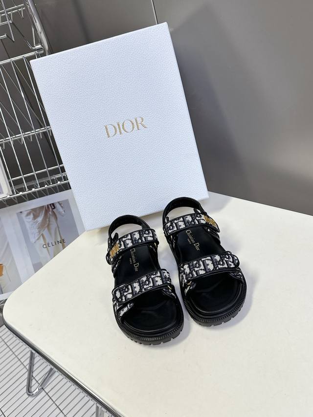 dior Dior's Latest Spring And Summer Velcro Sandals Are Recommended By Many C