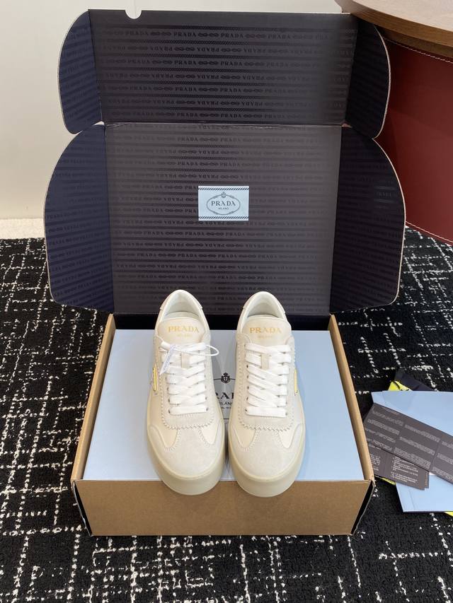 Dongguan Purchasing-Level Official Website Synchronized Box Packaging Prada 25Ss