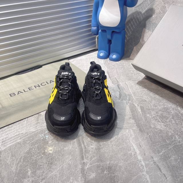 Factory Balenciaga Latest Model Letter Graffiti Generation 1.0 Balenciaga Triple