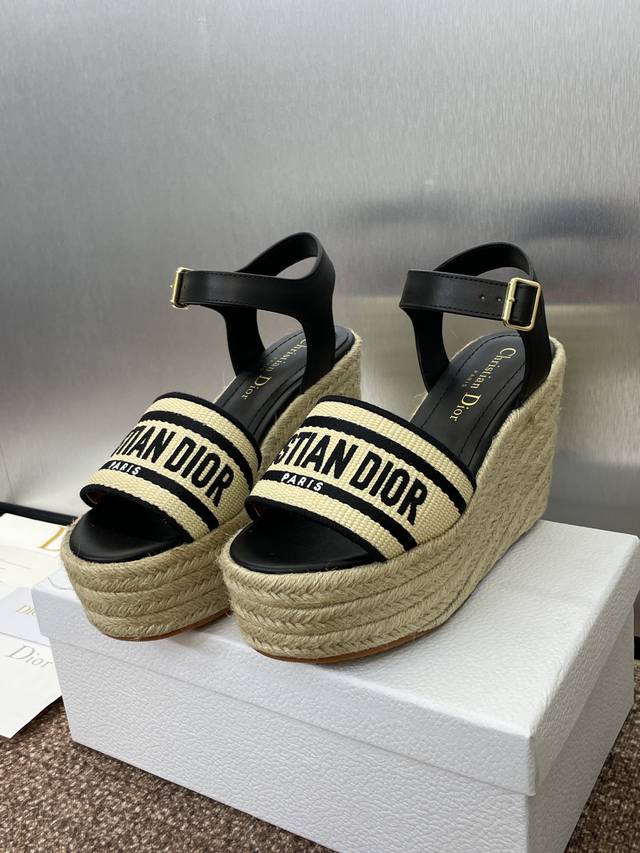 Factory P Price P Dior 2025 Spring And Summer New Ivieta Dway Thick-Soled Foot R