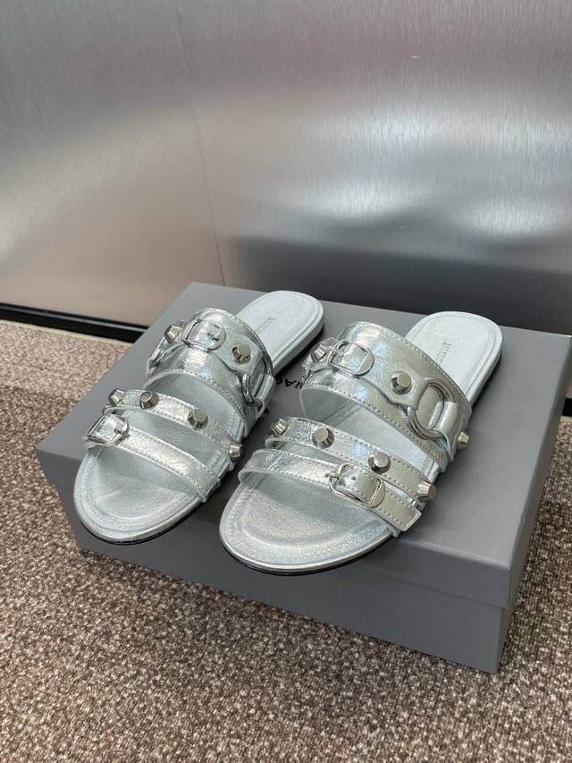 Factory P Price P Balenciaga 2025 Counter Spring And Summer New Flat Round Toe P