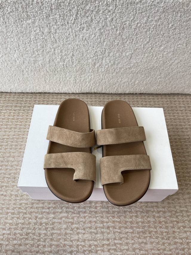 the Row 25Ss Spring And Summer New Simple Wrinkled Flat Flip-Flops The Row's