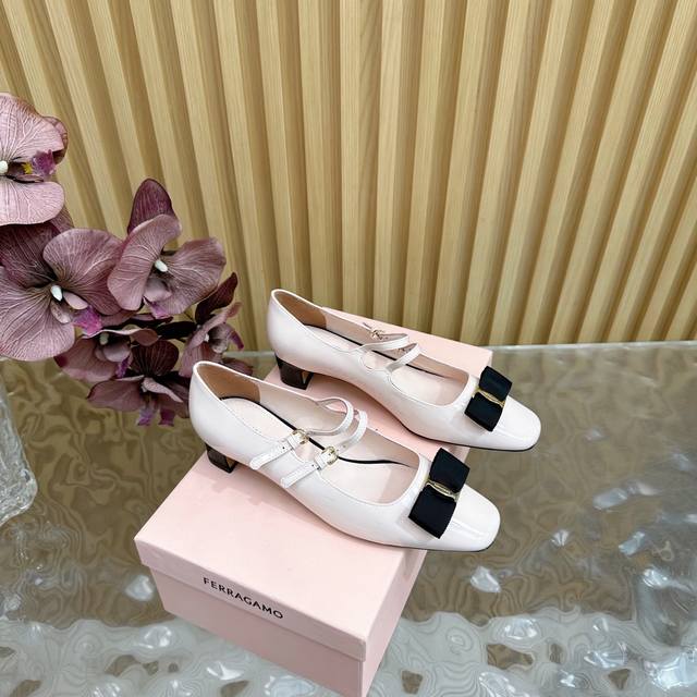 ferragamo Ferragamo 25Aw Early Spring New Bowknot Thick-Heeled Mary Jane Shoe