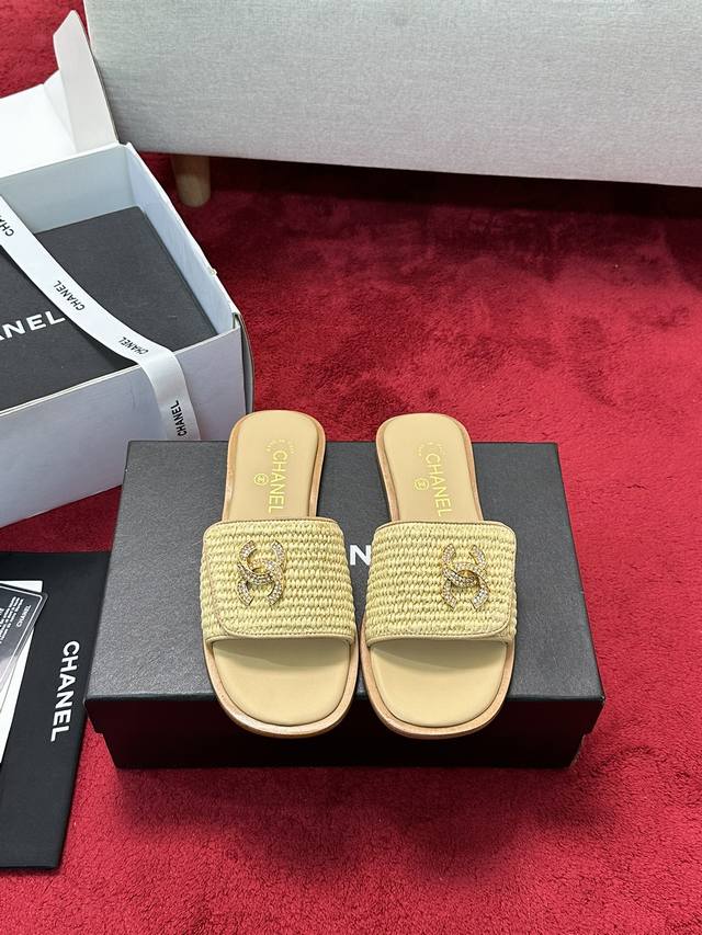 Factory Price Chane* Chanel 24P New Product Double C Summer Mat Woven Lazy Slipp