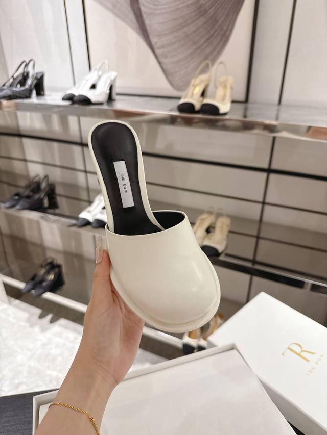 the Row Clot Fabric: Nappa Sheepskin Lining: Sheepskin Heel Height: Mm Size: