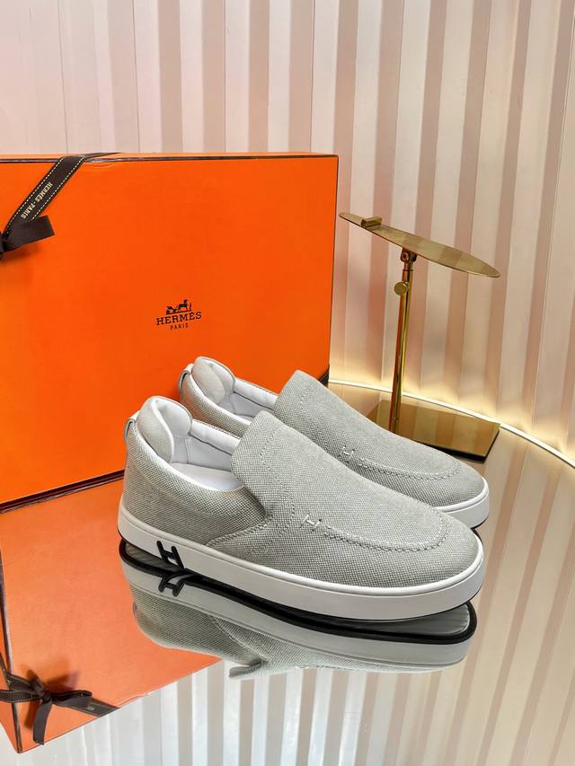 Women's And Men's 10 Couple's H-Style Casual Sneakers, Trendy High-End White Sho