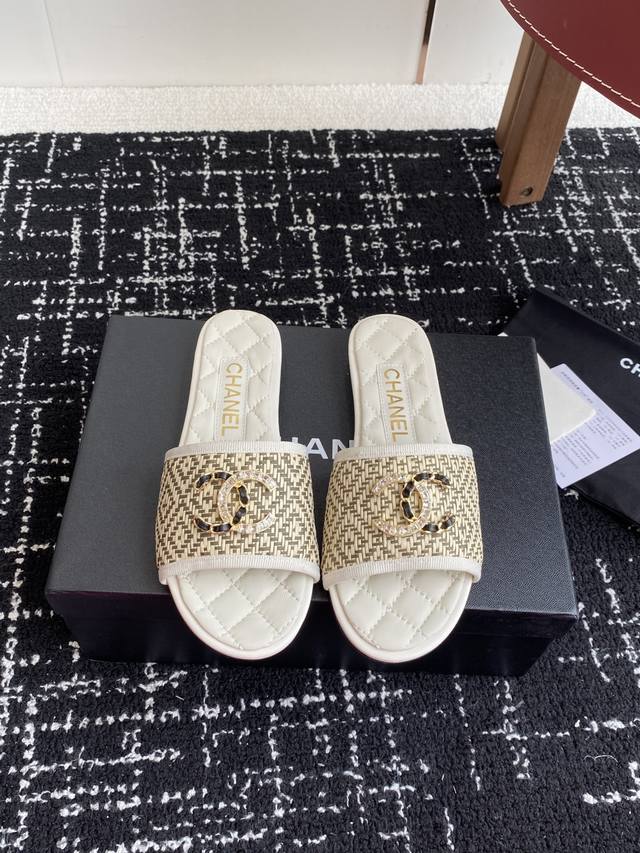 Purchasing Level Chanel 25Ss Spring And Summer New Holiday Lazy Slippers A New D