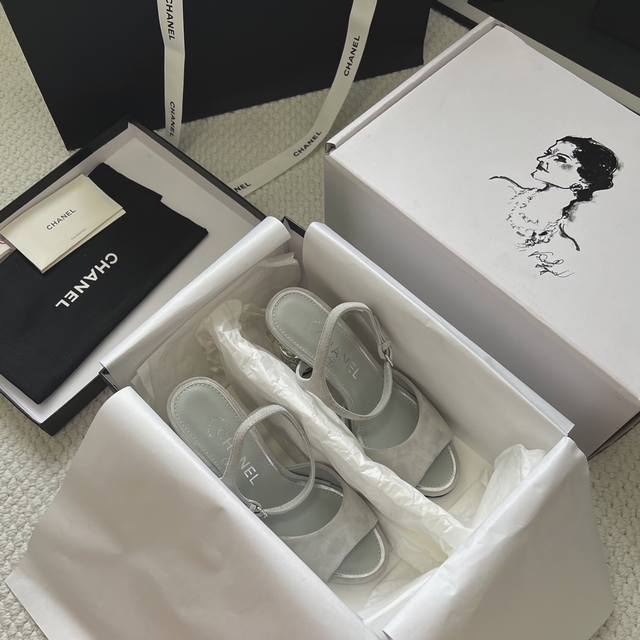chane* Chane* Chanel 25P Spring And Summer New Product Honey Pearl Heel Thick