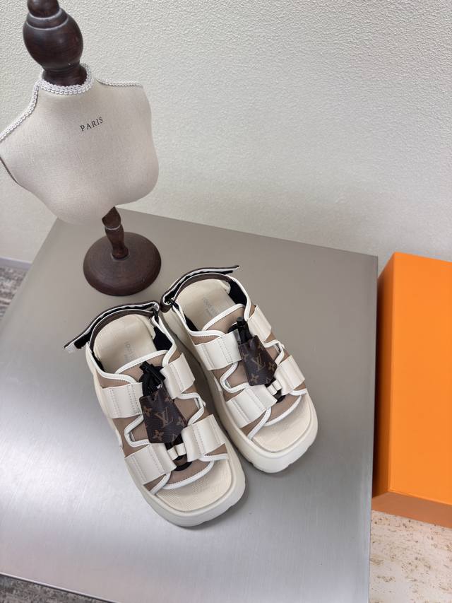 l Donkey Thick-Soled Beach Sandals High Version With Airplane Box High Qualit