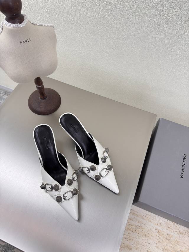 balenciag Mid-Heel Rivet Pointed Slippers White Fabric: Butter Leather Lambsk