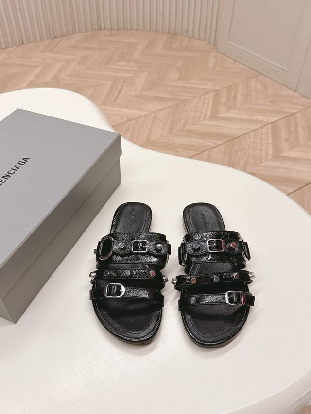 balenciaga Punk Style Sandals Series Flat Style Balenciaga Unique Rivet Eleme