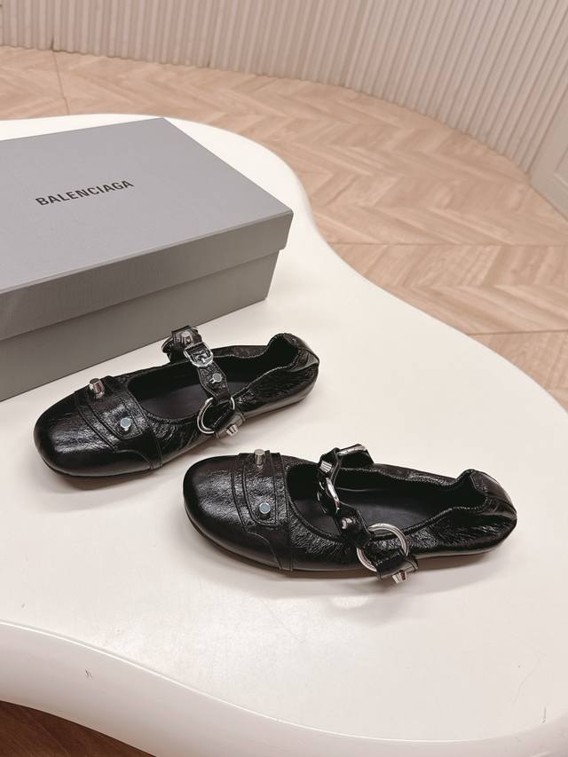 balenciag*25S New Spring And Summer Ballet Shoes From Balenciaga. Very Classi