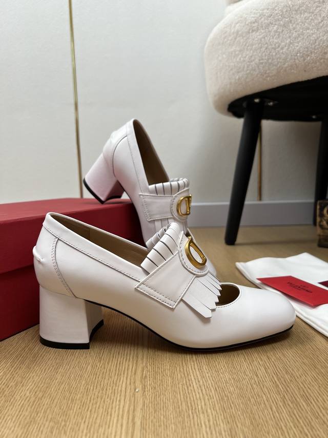 valentino Valentino 2025 V Home 2025 Spring And Summer New Product Counter La