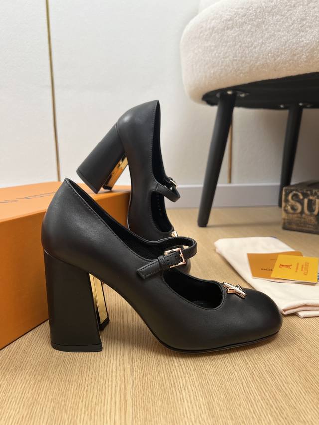 gucci 2025 G's 2025 Spring And Summer New Products Counter Latest Catwalk Hit