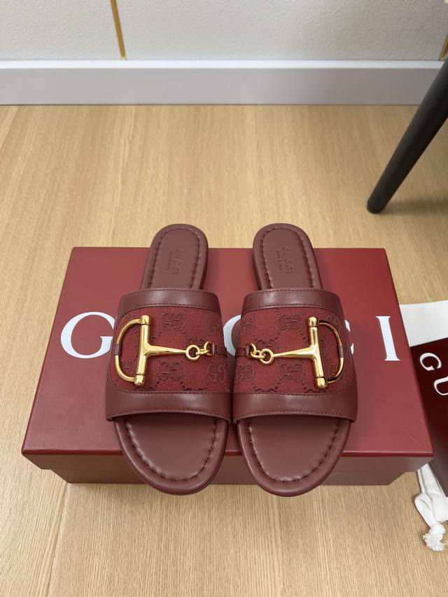 gucci 2025 G's 2025 Spring And Summer New Products Counter Latest Catwalk Hit