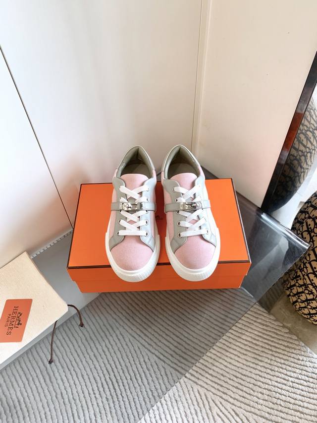 Women's And Men's + 10 Couple's Hermes's New Hit Product, Bouncing Sneakers . Li