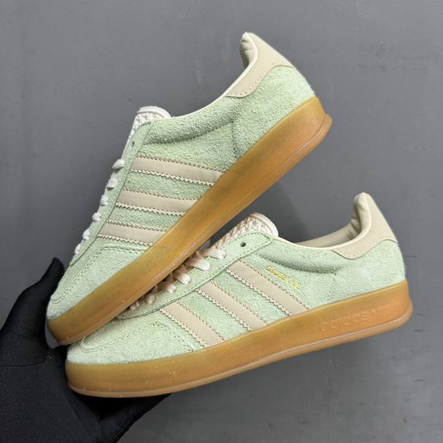 Stall Spot Pure Original Top Grade Uses Suede Leather Combined With Environmenta
