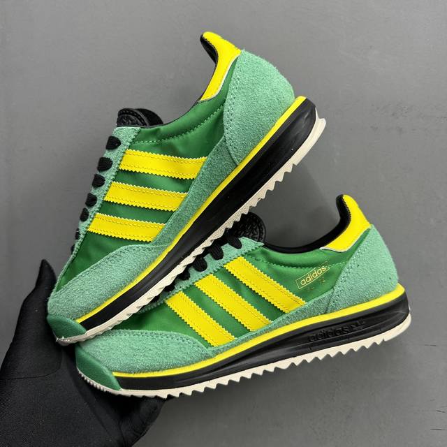 Stall Spot Pure Original Version Ad Sl72 Rs Green Yellow Series German Training