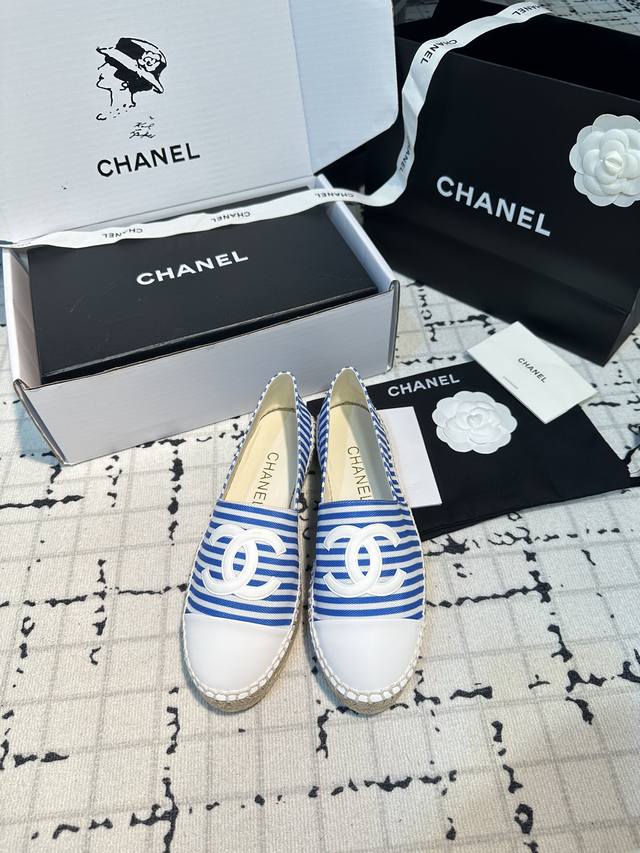Blue Digital Printed Stripes Chanel Fisherman Shoes Are The Best-Looking Lazy Sh