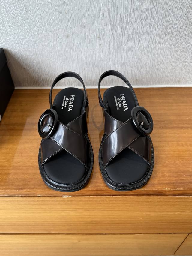 Top Quality Prada Ss25 Spring And Summer New Style Sandals Retro Cross-Shoes Wit