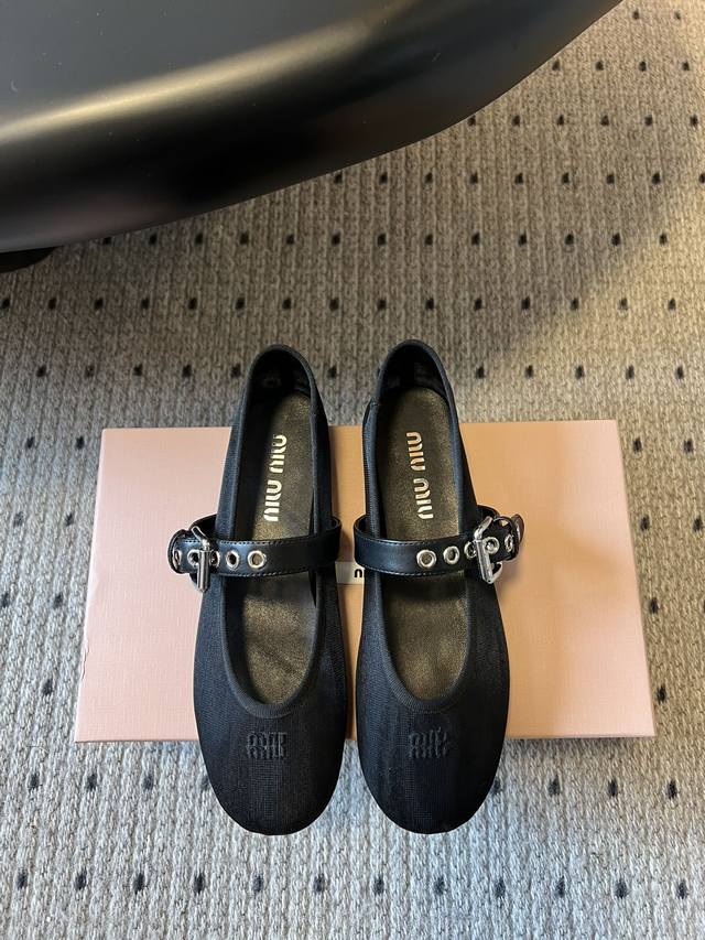 Top Quality Miu Miu Hollow Mesh Ballet Flats Single Shoes Miu Miu Women's Bow-De