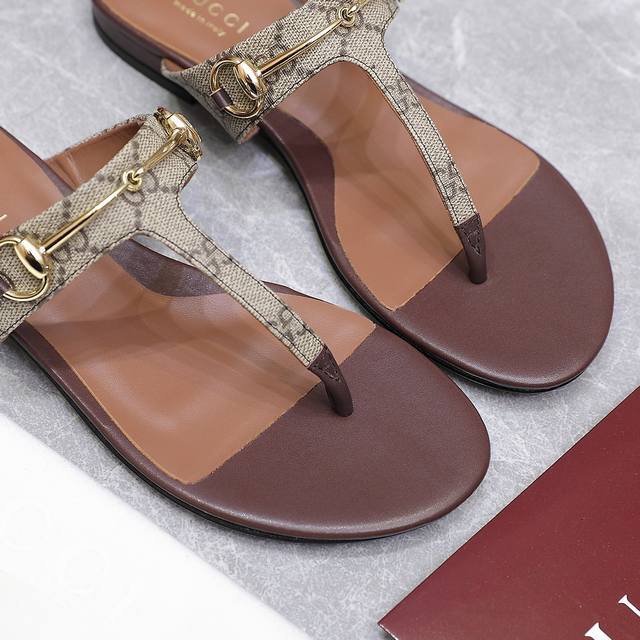 Exclusive Top Version Gucci 2025 Spring And Summer Latest Hit Flip-Flops Series