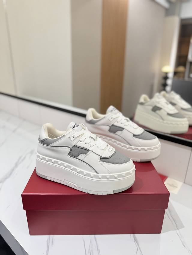 Factory Price Pp Valentino Counter Synchronized New Thick Sole 5.5Cm Women's Cas