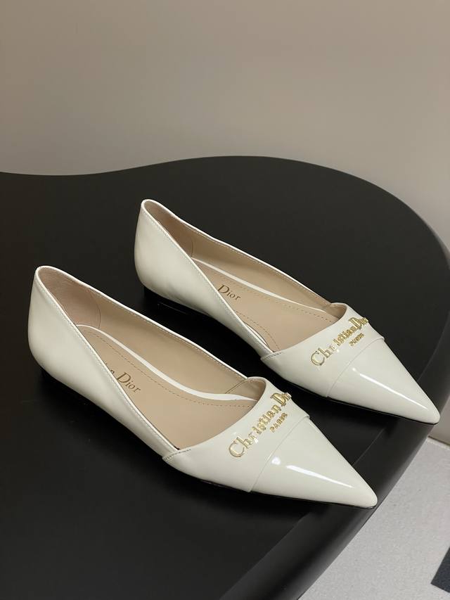 25Ss New Model For Early Spring, Dior D-My, Metal Letter Buckle Pointed High