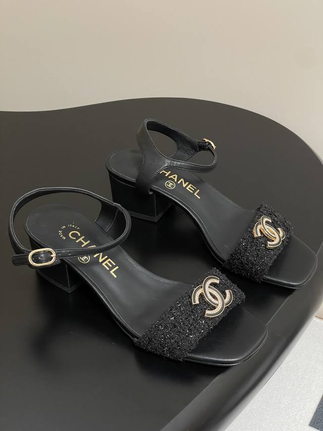 Chanel 25P One-Strap Big Double C Buckle Thick-Heeled Sandals Enamel Rhinestone