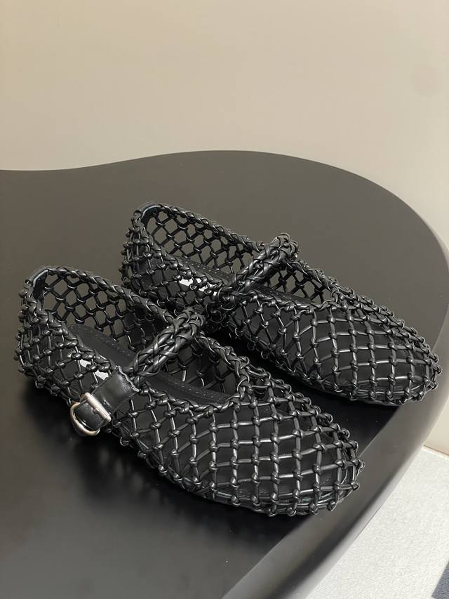 25 New Early Spring Alaia French Ballet Shoes, Hollow Woven Flat Shoes, Beaut
