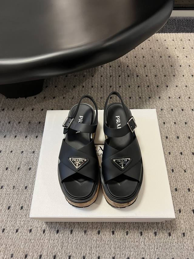 prad* Thick-Soled Roman Sandals Super Popular Prada's Latest Spring And Summe