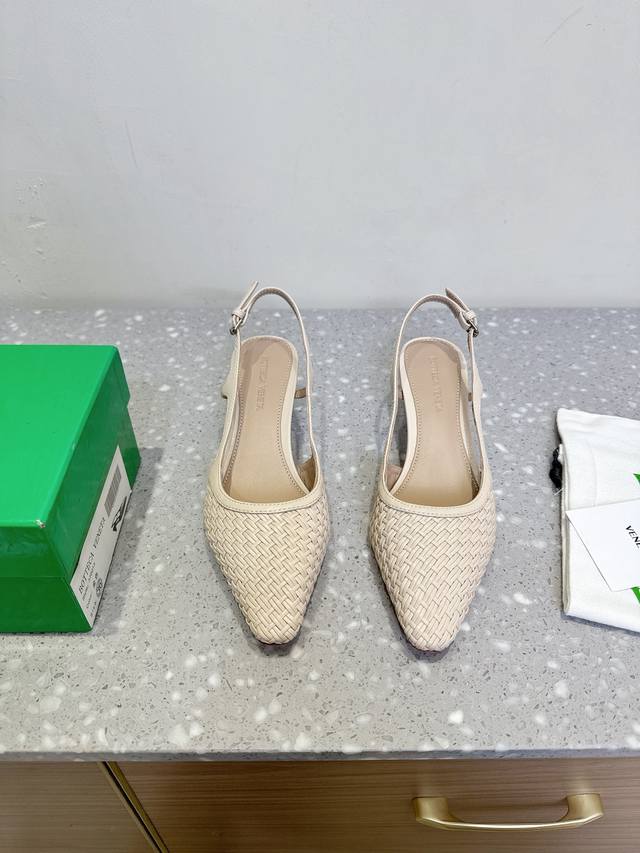 Dongguan Goods Bottega Venet 25Ss Spring And Summer New Small Pointed Woven Sand