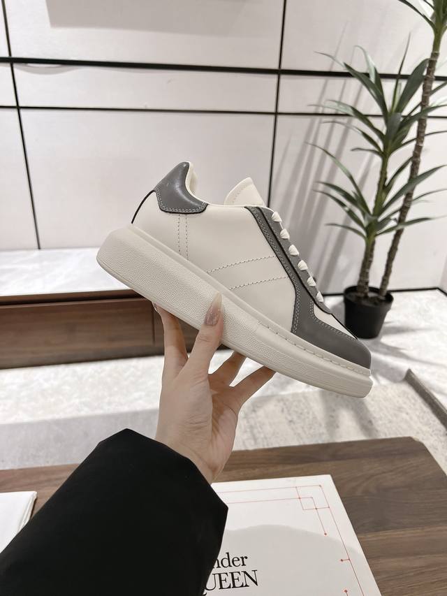 2025 Brand New Mcqueen Sneakers Comfort Version Counter Has Fully Upgraded Th