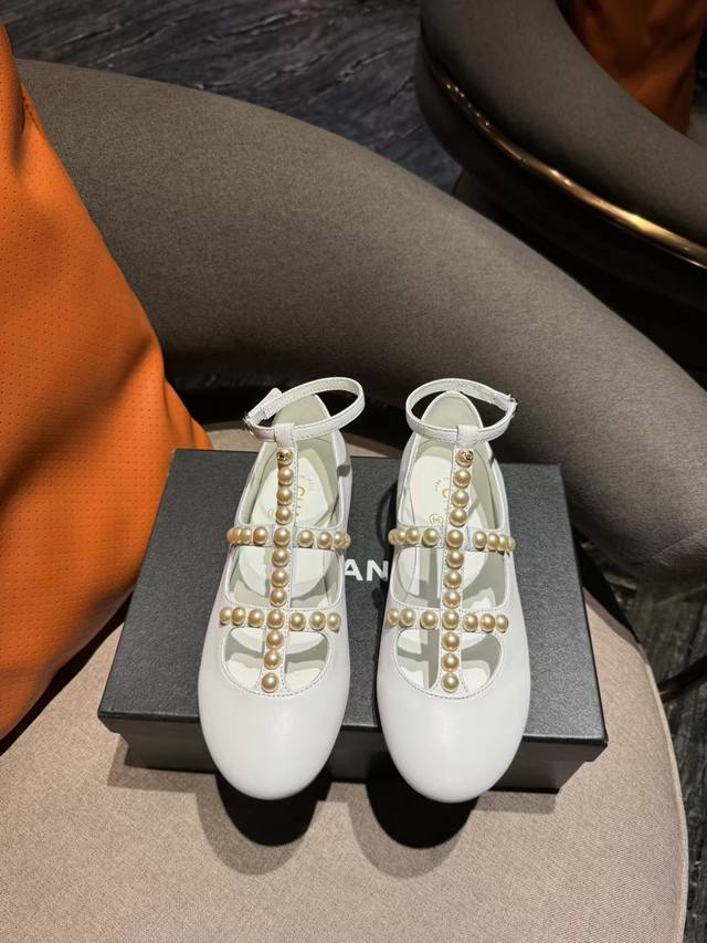 chanel Chanel 24P New Product Pearl Mary Jane Single Shoes They Are So Beauti