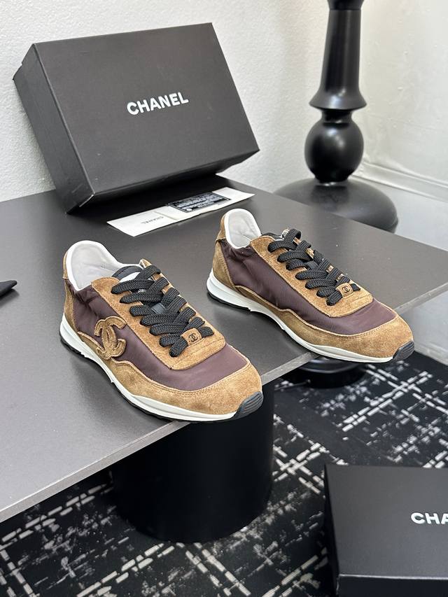 chane Chanel Thick-Soled Panda Sneakers Sneakers Chanel 2025Ss Popular Panda