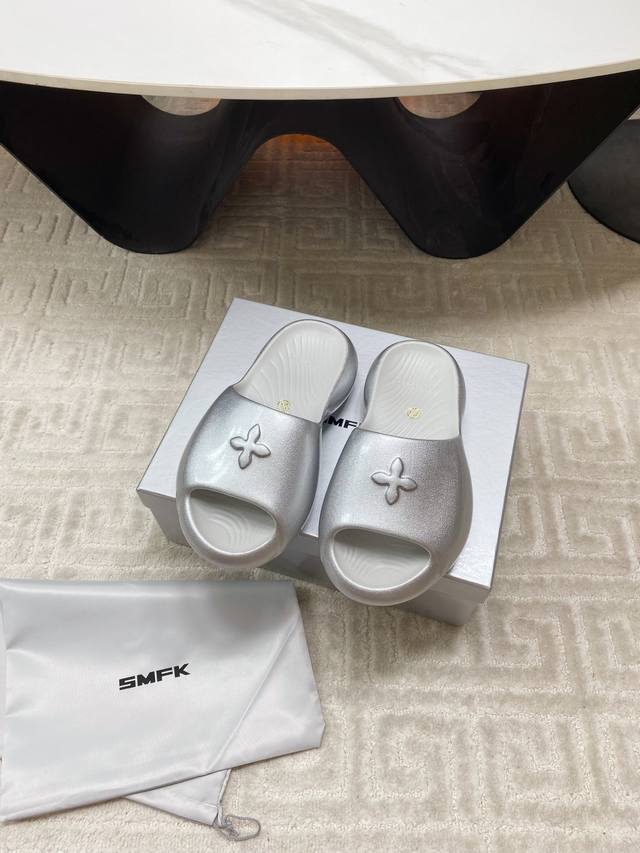 Factory Smfk Hot Cross Bun Slippers 2025 Early Spring New Thick-Soled Sports Sho