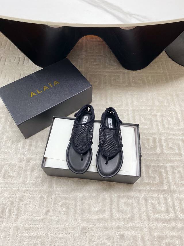 Factory Alaia's Favorite Flip-Flops With Velcro Fishing Nets At First Sight Ligh
