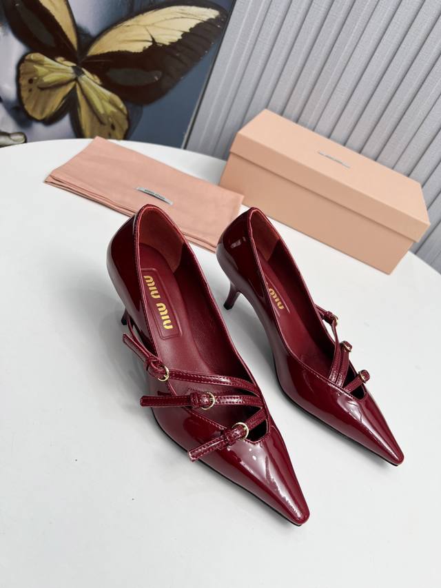 Factory New Product Miu Miu Brand New Super Beautiful Decoration, Fashionable An