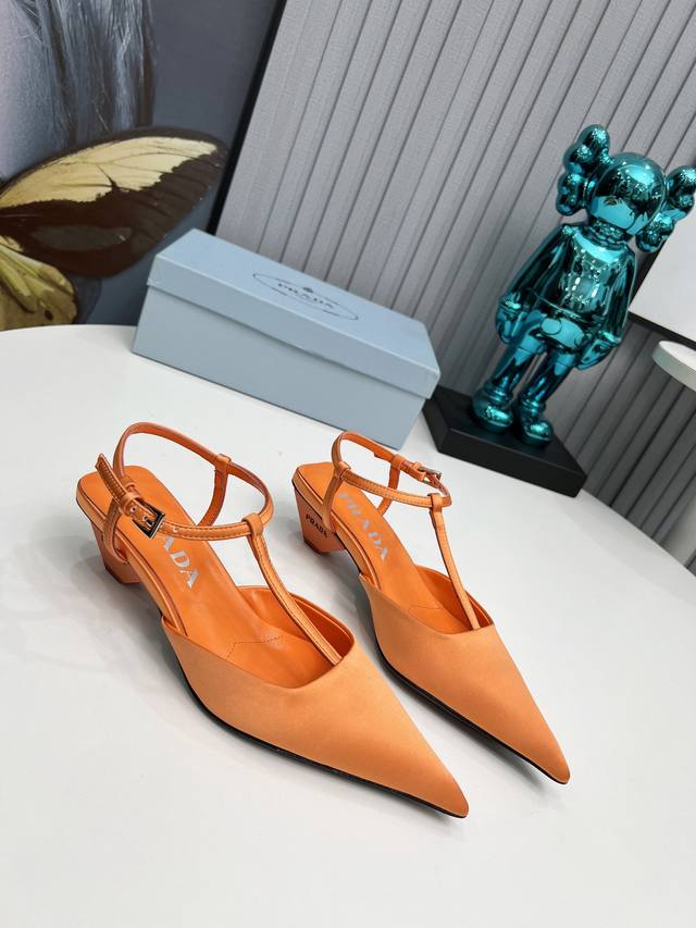 Factory Sss Heavily Launches Prada's Latest Long And Short Boots, Sandals, Singl
