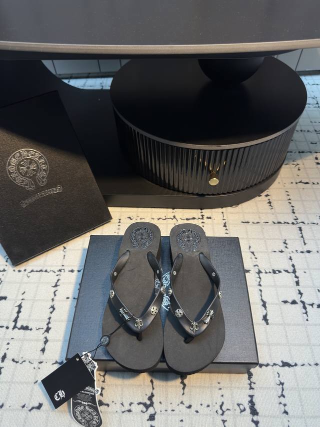chromehearts Chromehearts 25Ss This Summer's Most Popular Flip-Flops High-End