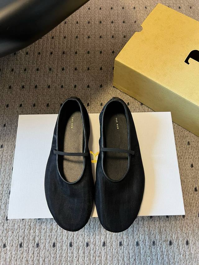 the Row 25Ss Mesh Simple Single Shoes With Its Own Fairy-Like Hazy Beauty, It