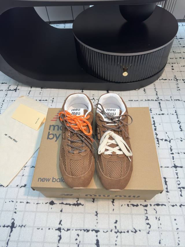Miu Miu Co-Branded Model 2025 Lace-Up Couple Model Forrest Gander Training Shoes