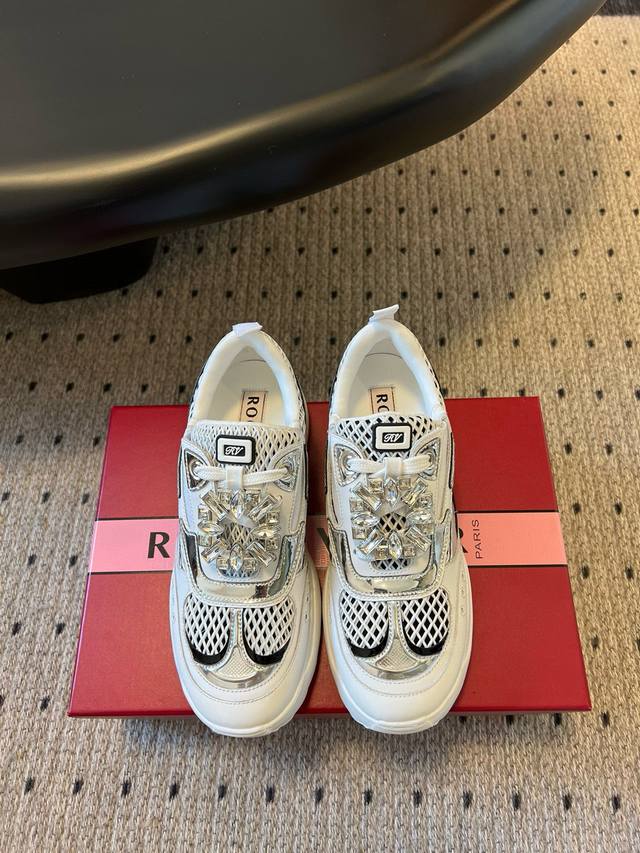 Shopping-Level Roger Vivier Classic Hit Viv' On The Run Series Diamond Buckle Th