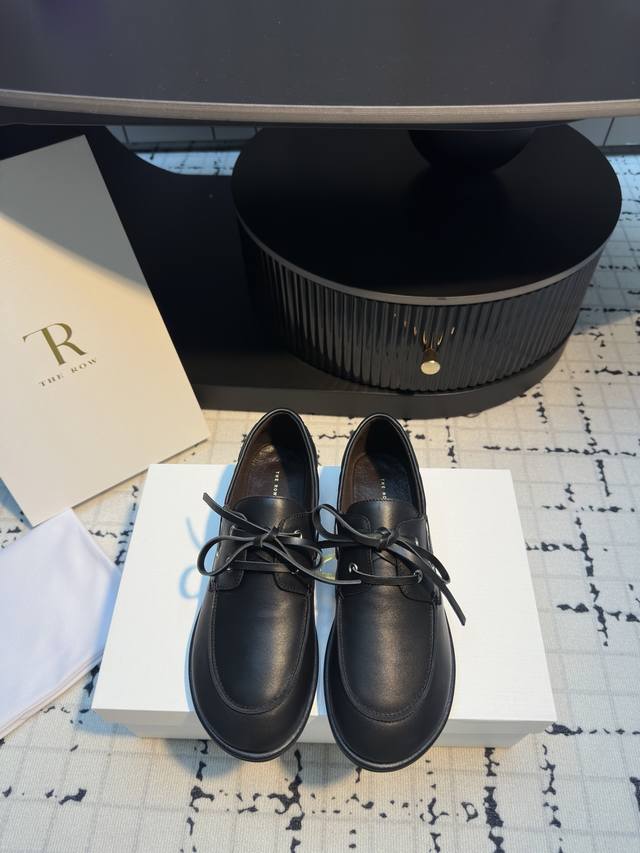 the Row New Neutral Retro Simple Loafers Lace-Up Shoes Square Toe Design Ensu