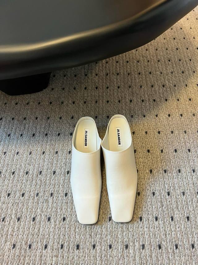jil Sander 25 Small Square Toe Wedge Heel Leather Slip-On Mules A Must-Have F