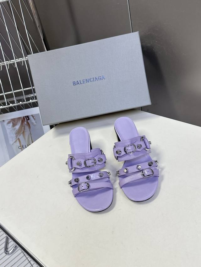 balenciaga Balenciaga New Metal Rivet Sandals Series Many Celebrities And Fas
