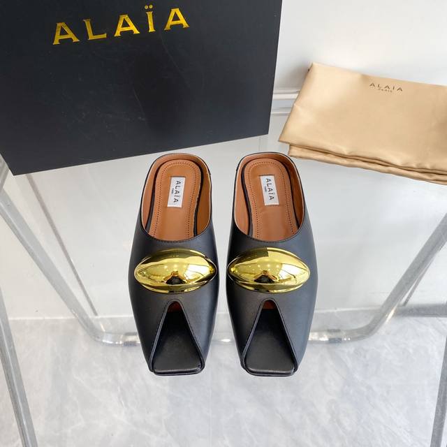 alaia 24Ss Spring And Summer New French Fairy Fish Mouth Metal Buckle Flat Sl