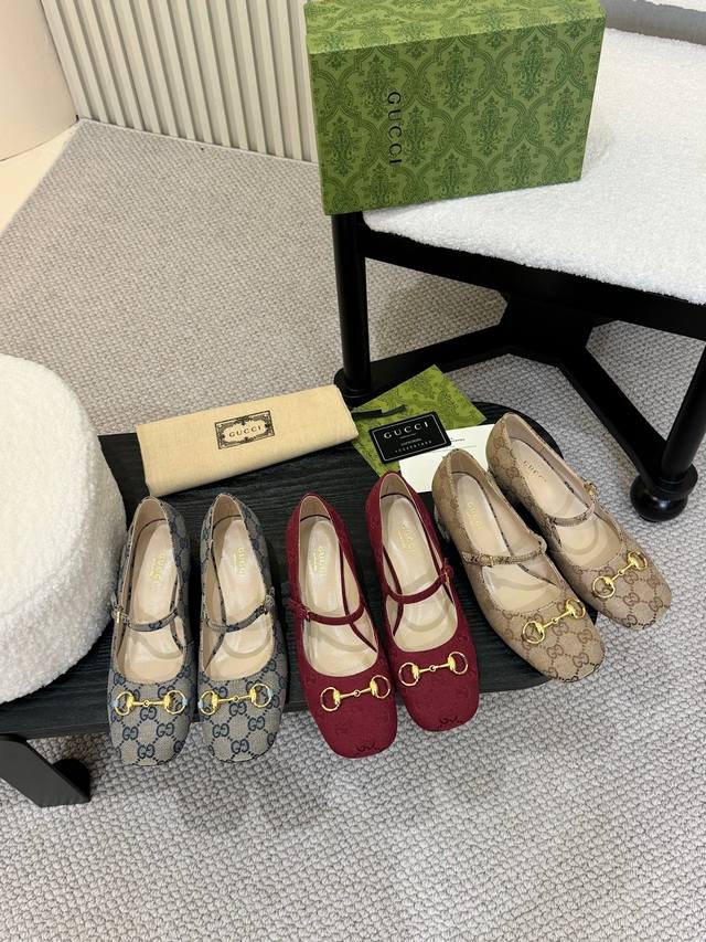 Gucci's New Classic Floral Lining Sheepskin Foot Pads Goatskin Gucci Classic Hor