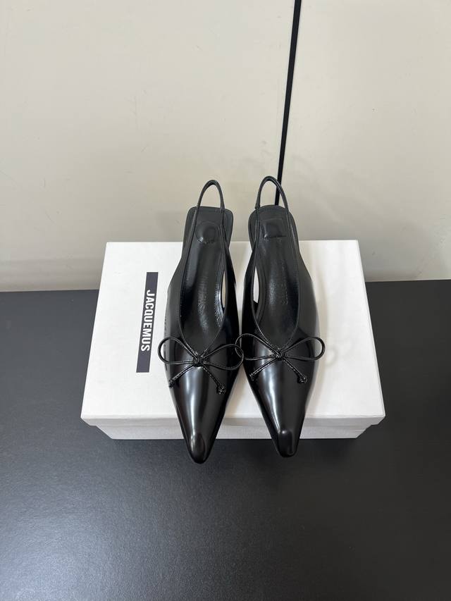 Niche Jacquemus 25 Aw Pointed Kitten Heel Shoes Recent Hot Items This Pair Is Ve